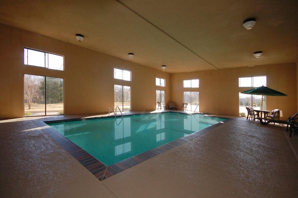 Ardmore Inn & Suites Адмор Екстериор снимка