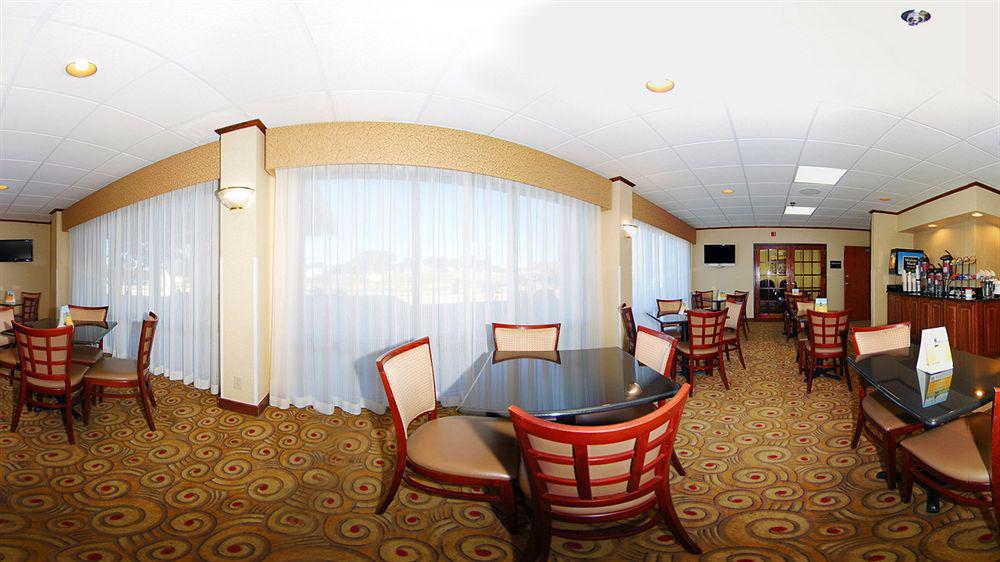 Ardmore Inn & Suites Адмор Екстериор снимка